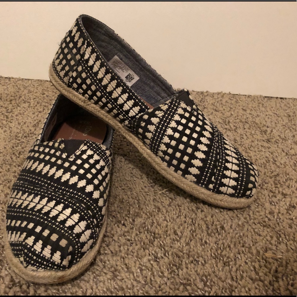Tribal print espadrille Toms